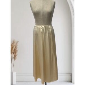 Vintage Vanity Fair Half Slip S Champagne Gold Dupont‎ Nylon Antron Satin Skirt